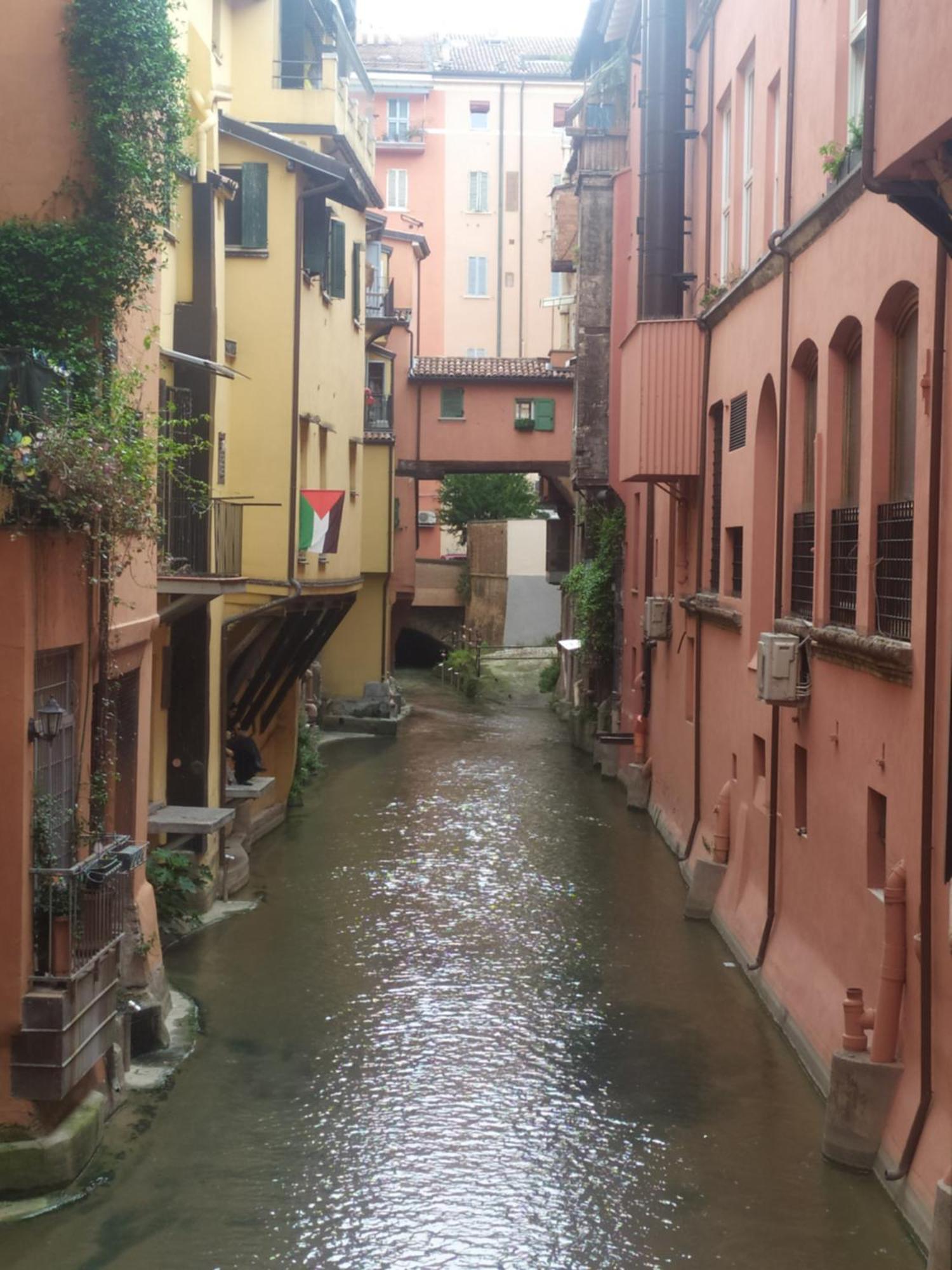 Casa Vacanze Il Canale Bologna Exterior foto